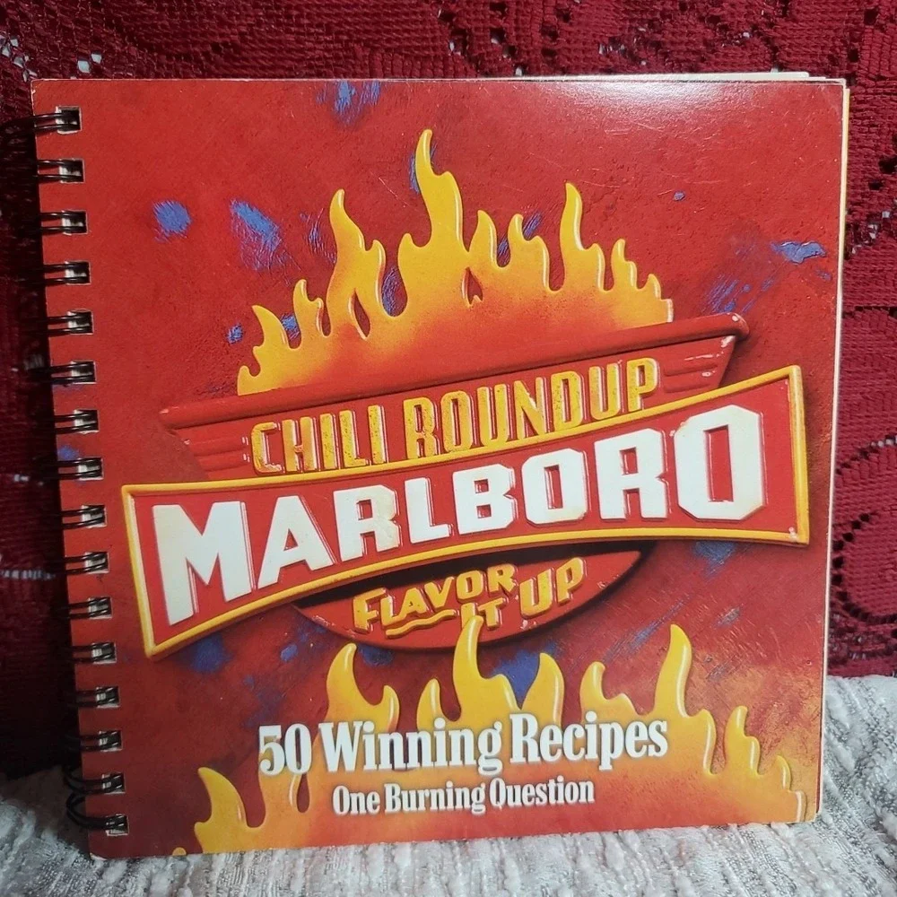 Marlboro Cookbook Unisex Red Chili Roundup 50 Winning Recipes 2002 Collectible